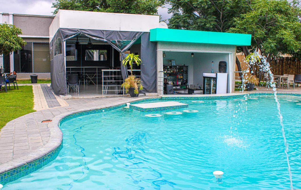 The Escape Lodge Lusaka Extérieur photo